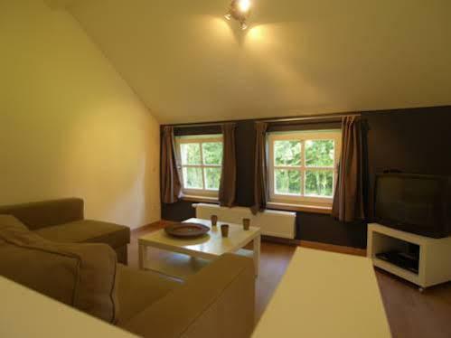 Holiday Home Beausoleil Bomal Esterno foto